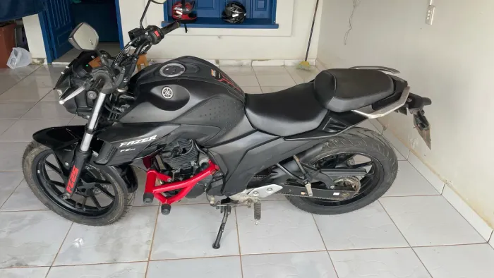 Fz25. 21/22 com apenas 26mil rodado