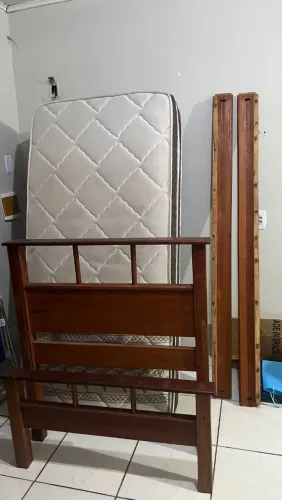 Cama de solteiro 