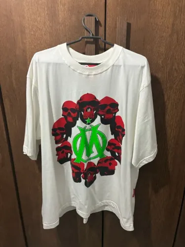 camiseta mad enlatados ciclo da mad off white
