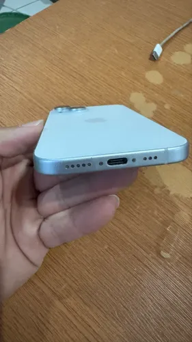 IPhone 15 único dono