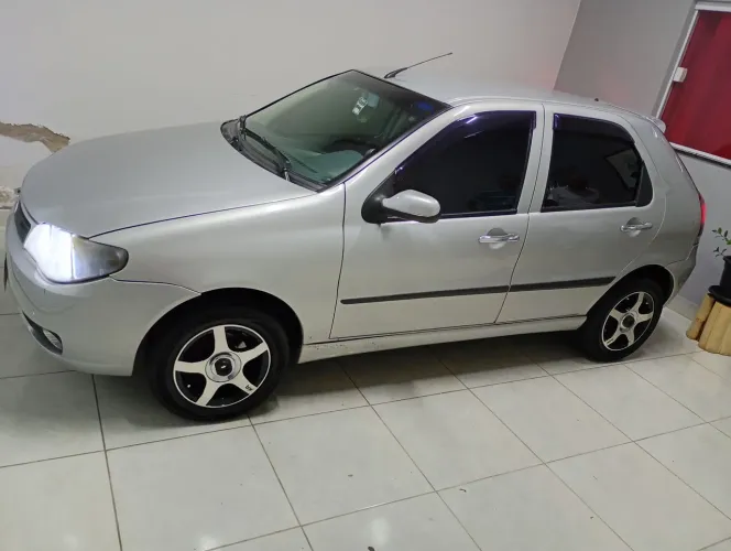 Fiat Palio ELX 1.0 Fire/30 Anos F. Flex 8V 4P 2004