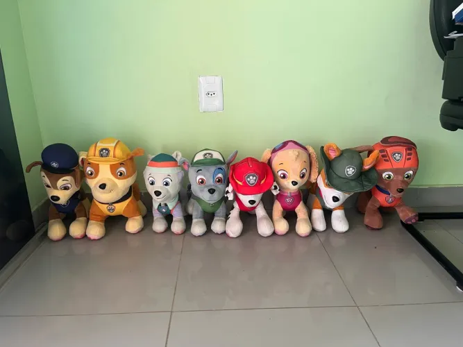 Vendo coleção pelúcia patrulha canina 