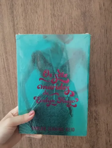 LIVRO EVELYN HUGO LACRADO NOVO