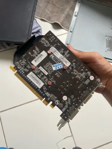 Placa de vídeo GTX 750 Toda boa 