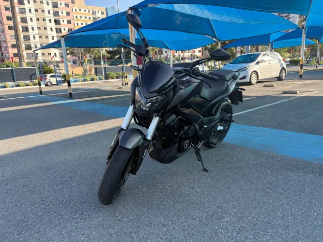 Bajaj Dominar 400 2025 - Garantia de fábrica
