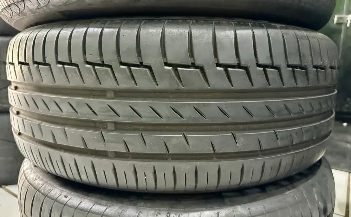 02 Pneu 225/55R17 Continental Run flat, Mini cooper Countryman