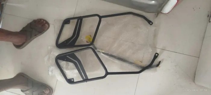 Suporte de moto novo comprei mais não deu pra minha
