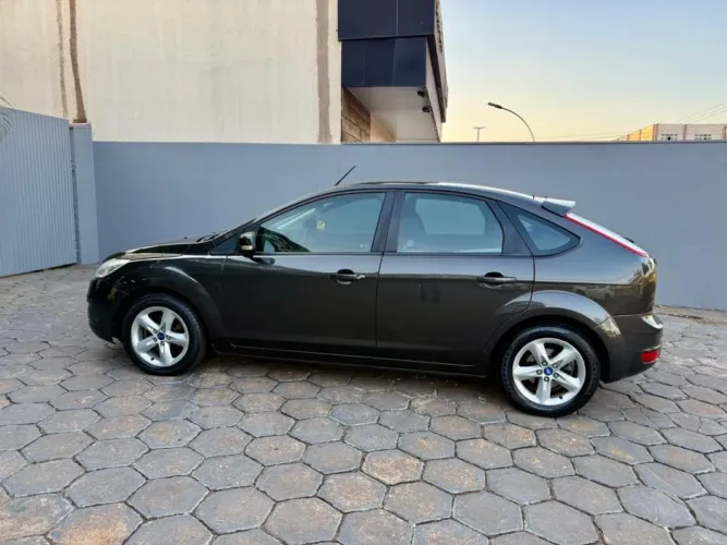 Ford Focus 1.6 S/se/se Plus Flex 8v/16v 5P 2013