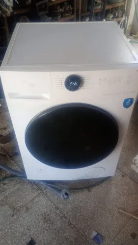 MÁQUINA LAVA E SECA