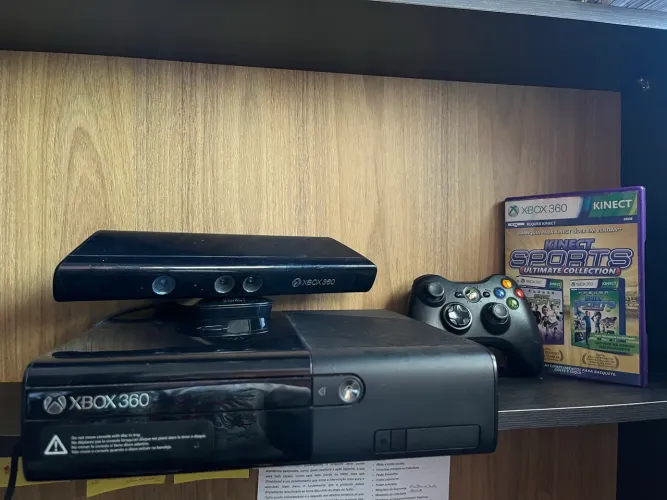 Xbox 360 E Ultra Slim Original 4GB + Kinect + Controle + Jogos | Completo e Funcionando