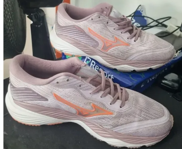 Tênis Mizuno Wave Falcon 4 - Usado 3x - N° 39