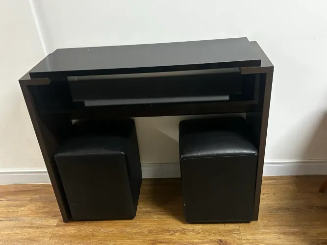 Mesa de Jantar com Canto Alemão + Aparador + Tampo de Vidro