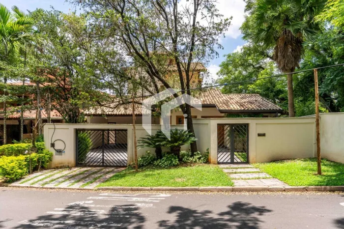 CASA PARA LOCAÇÃO EM CONDOMÍNIO FECHADO NA ENTRADA DO GRAMADO EM CAMPINAS.