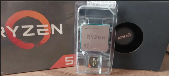 Processador AMD Ryzen 5 2400G (acompanha caixa original)