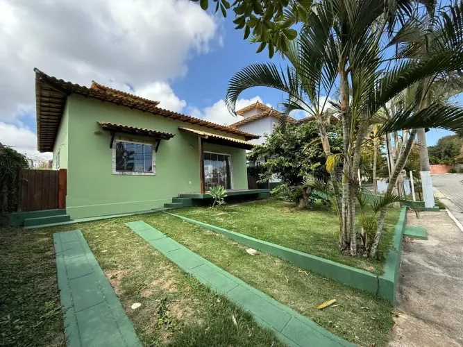 Casa Térrea para aluguel em com 90 metros quadrados com 3 quartos em Rasa - Armação dos B