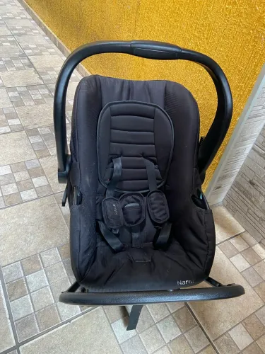 Bebê Conforto Cosco com Base - Excelente Estado