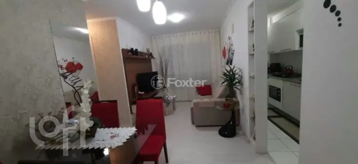 Apartamento à venda em Cavalhada com 56 m², 2 quartos, 1 suíte, 1 vaga