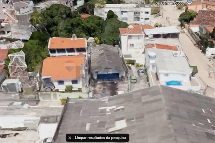 Terreno no Bairro da Madalena com 317m²