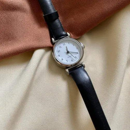 Relógio Classic Black