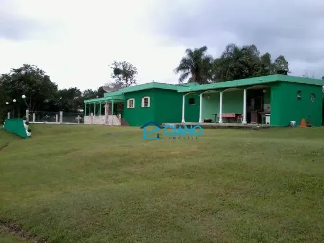 Chácara com 3 dormitórios à venda, 10500 m² por R$ 650.000,00 - Santa Rita - Tatuí/SP