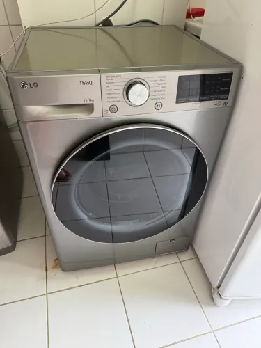 Máquina de lavar e secar