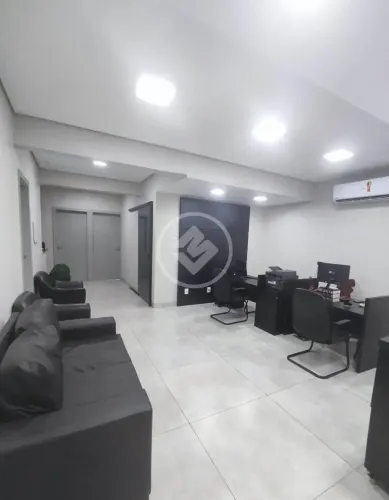 Sobrado Comercial - Venda de Oportunidade - No Coração da Av. Barão de Melgaço em Cuiabá c