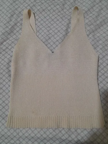 Vende-blusinha semi nova da Lolita