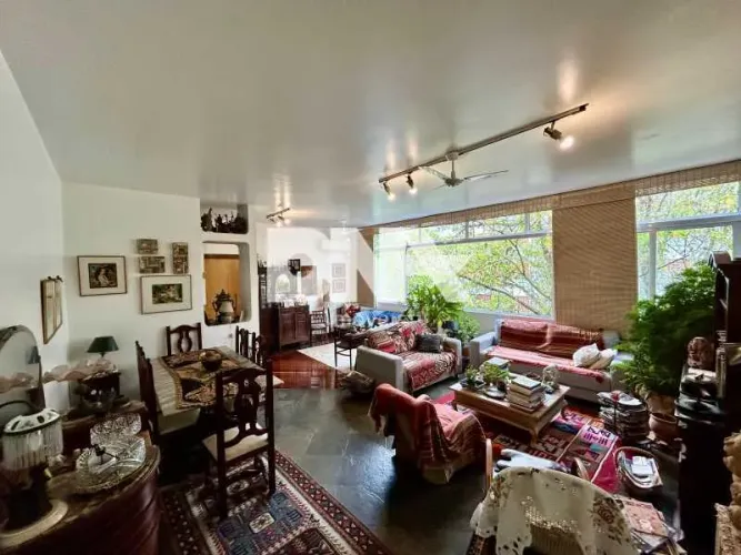 Apartamento - Padrão / Residencial / Jardim Botânico