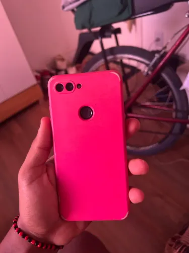 Vendo celular com defeito xiome redmi 8lite 100$