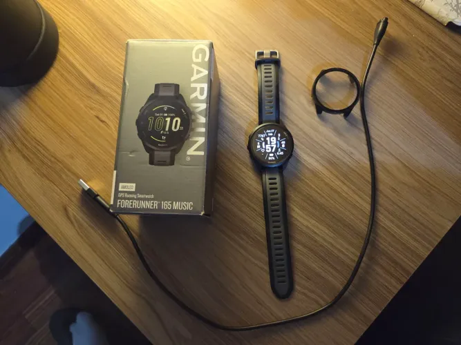 Relógio  Garmin  165 Music 
