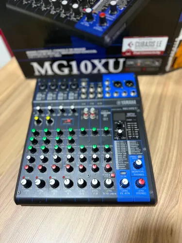 Mesa de Som Yamaha MG10XU