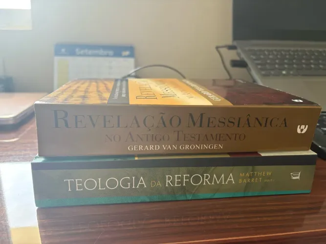 02 livros teológicos 