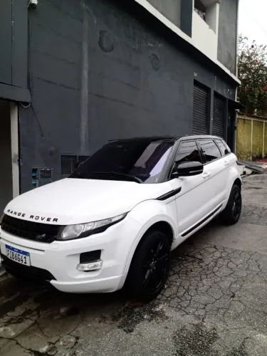 Land Rover Range Rover Evoque Pure 2.0 Aut. 5P 2013