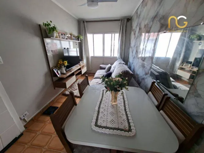 Apartamento 02 dormitórios, 01 banheiro, Boqueirão, Praia Grande SP