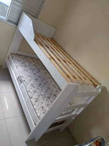 Vende-se Beliche branca