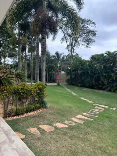Casa residencial à venda no Braúnas (BH) 6 quartos, 3 suítes, área gourmet e 10 vagas