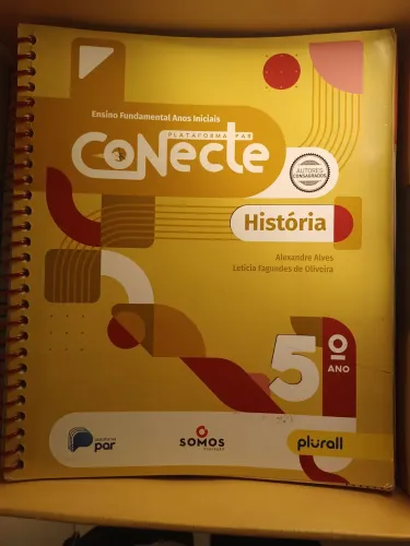 Livro didático Plataforma Conecte de história 5? ano com caderno de exercícios