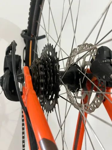 Bike  caloi pouco usada 