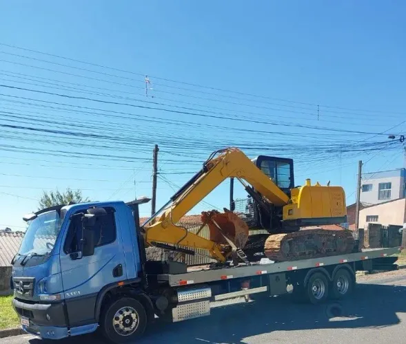 Escavadeira Sany 7,5 toneladas