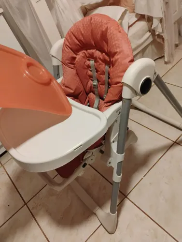 Cadeirinha de alimentação prima pepa zero 3 Burigotto 