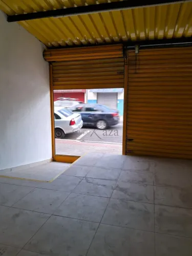 Oportunidade - Ponto Comercial Térreo - Centro - 140m².