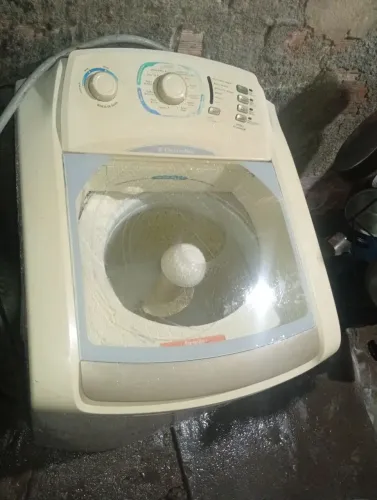 Máquina de lavar Eletrolux 
