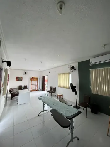 Alugo excelente Sala Comercial no Bairro dos Estados, R$ 3.900,00