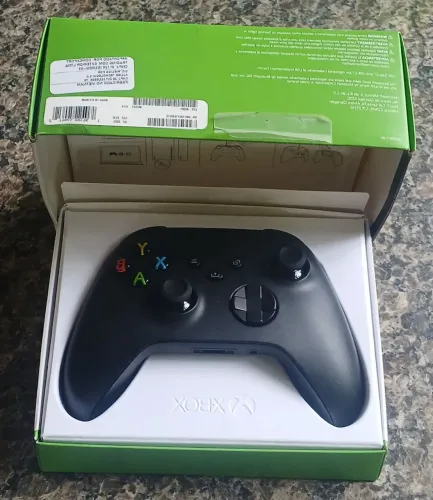Controle xbox serie x/s novo Não foi usado ainda