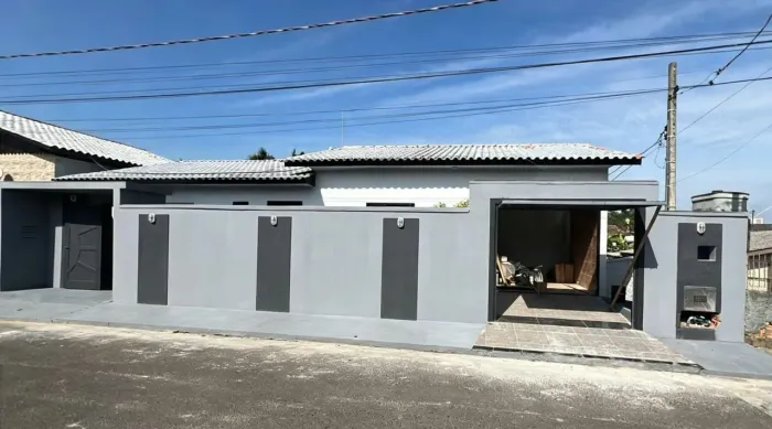 Casa (Alvenaria), com 3 quartos e 1 banheiros à Venda, 310 m² em Criciúma/SC