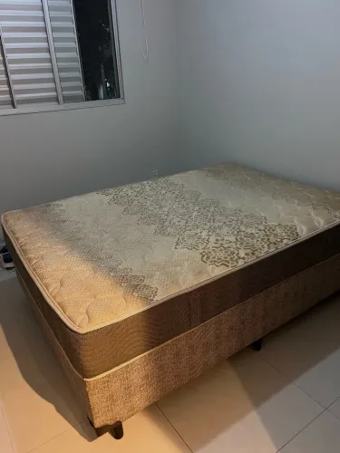Cama box e colchão