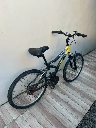 Bicicleta Caloi Aro 26 Juvenil