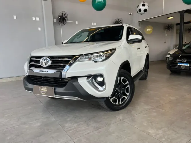 Toyota Hilux SW4 4X4 2.8 Diesel 2018