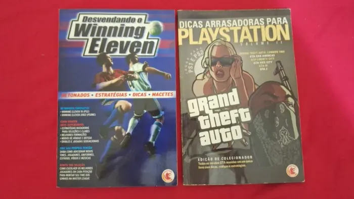 Revistas Antigas PS2 - GTA e Winning Eleven