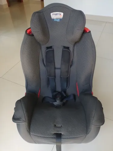 Cadeirinha para Carro Matrix Evolution 0 A 25 Kg Burigotto (Usada)